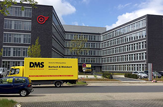 DMS LKW am neuen Standort der Rheinbahn